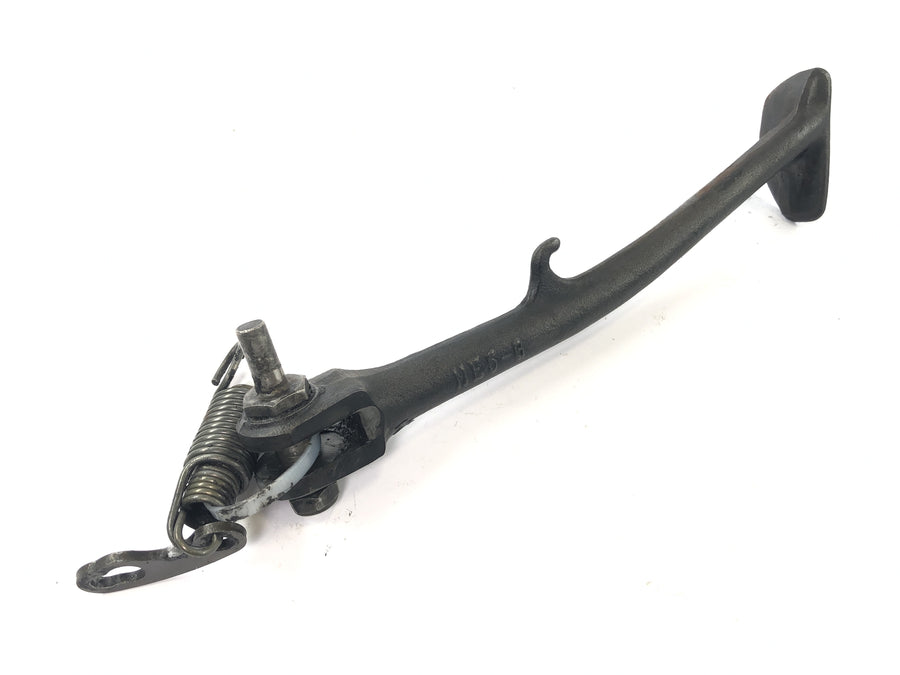 Honda CBX 650 E RC13 [1983] - Stand side con un supporto per moto piuma