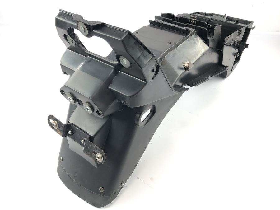 Kawasaki GPZ 1100 ZXT10E [1997] - Fender dietro il foglio protettivo Fender Carrier Holder