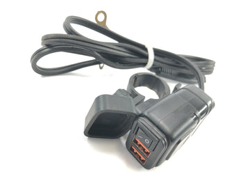 Yamaha XV 1600 Wild Star VP08 [2002] - USB Ladebuchse Doppel USB Steckdose
