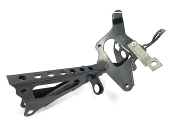 Honda CBR 900 RR SC28 [1994] - Fronte del supporto per supporto per staffa del rivestimento anteriore - 0