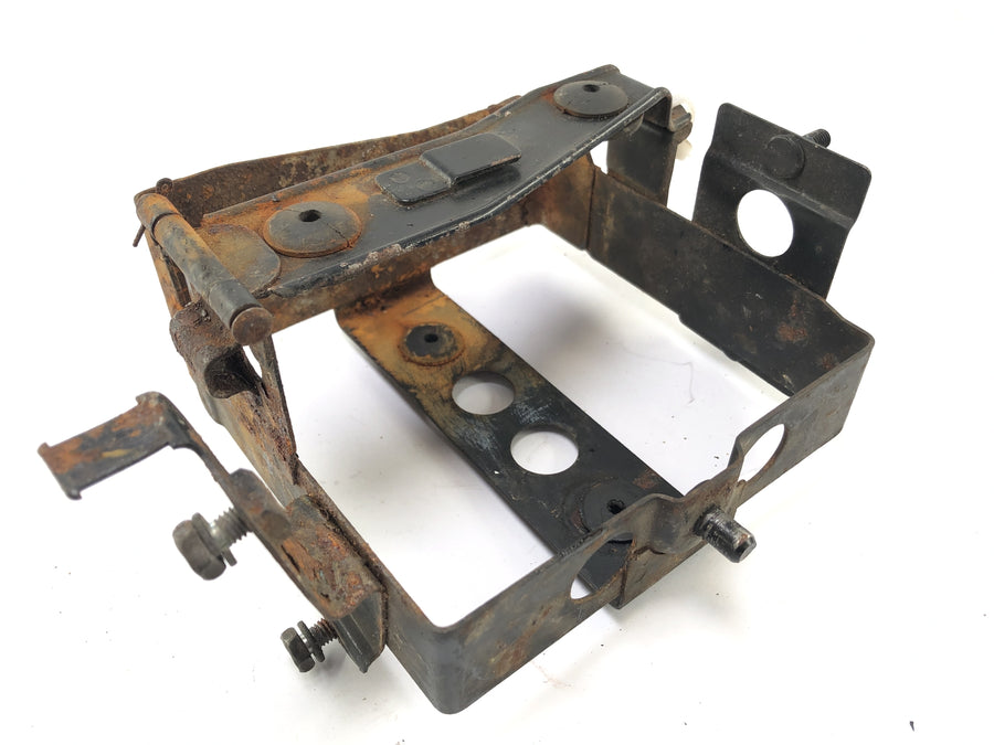 Yamaha XT 500 1U6 [1981] - Battery box battery holder