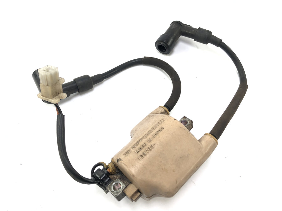 Yamaha RD 350 YPVS 31K [1984] - Ignition coil with plug