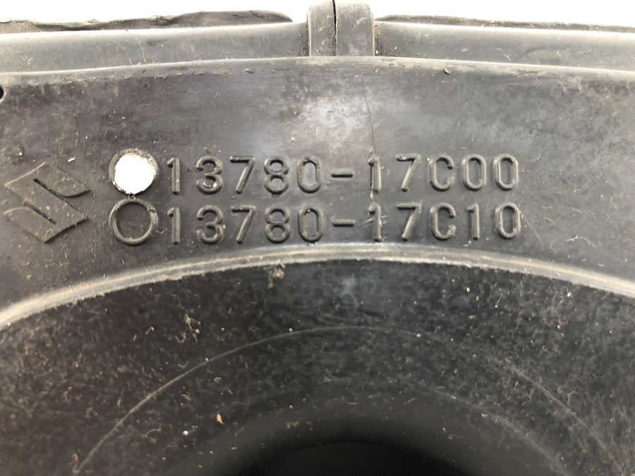 Suzuki GSX R 1100 GV73B [1990] - Luftfilterkasten Airbox
