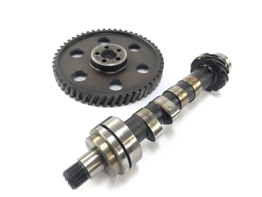 Moto Guzzi V7 Special [1971] - Camshaft with camshaft gear