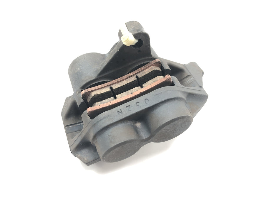 Yamaha YZF R1 RN04 [2001] - Brake caliper front right