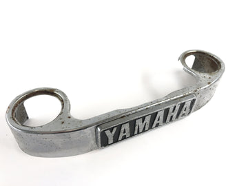 Yamaha XS 400 2A2 [1982] - copertura del ponte della forcella inferiore dell'apertura