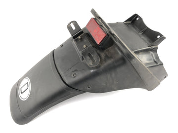 Kawasaki ZX -10 ZXT00B [1990] - Protezione splash sul supporto per targhe posteriori