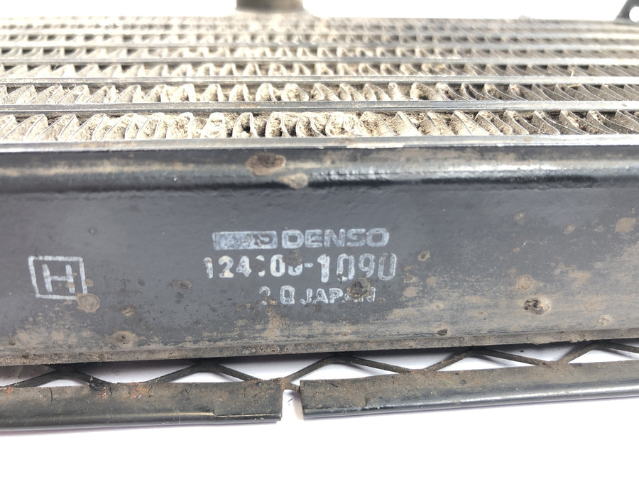 Kawasaki GPZ 1100 ZXT10E [1997] - Radiatore dello scambiatore di calore del radiatore dell'olio nella parte anteriore