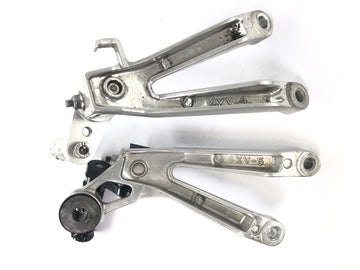 Yamaha YZF R1 RN01 [1998] - Piedacies impostato a destra e a sinistra