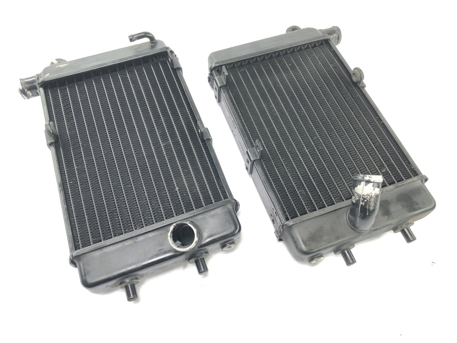 Aprilia SL 1000 Falco Pa [2000] - cooler on the left right motor cooler