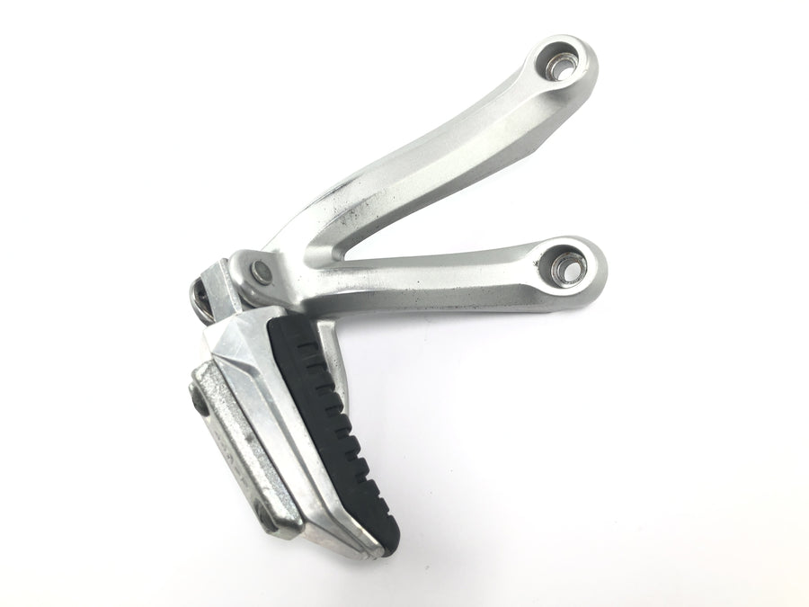 Suzuki GSF 1250 SA Bandit WVCH [2007] - Footrest passenger footrest system rear left