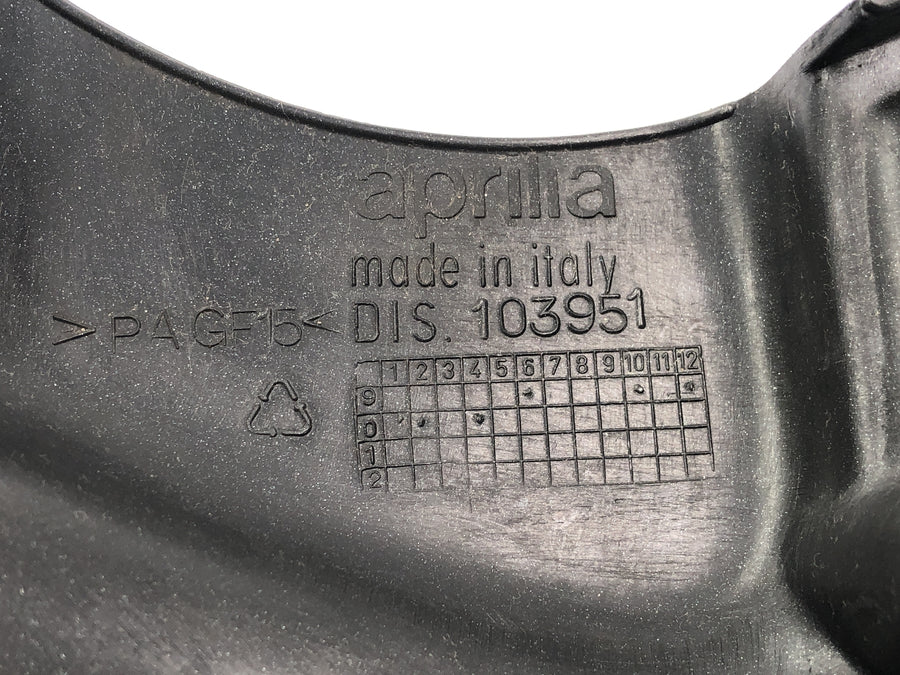 Aprilia SL 1000 Falco Pa [2000] - sprocket coverage