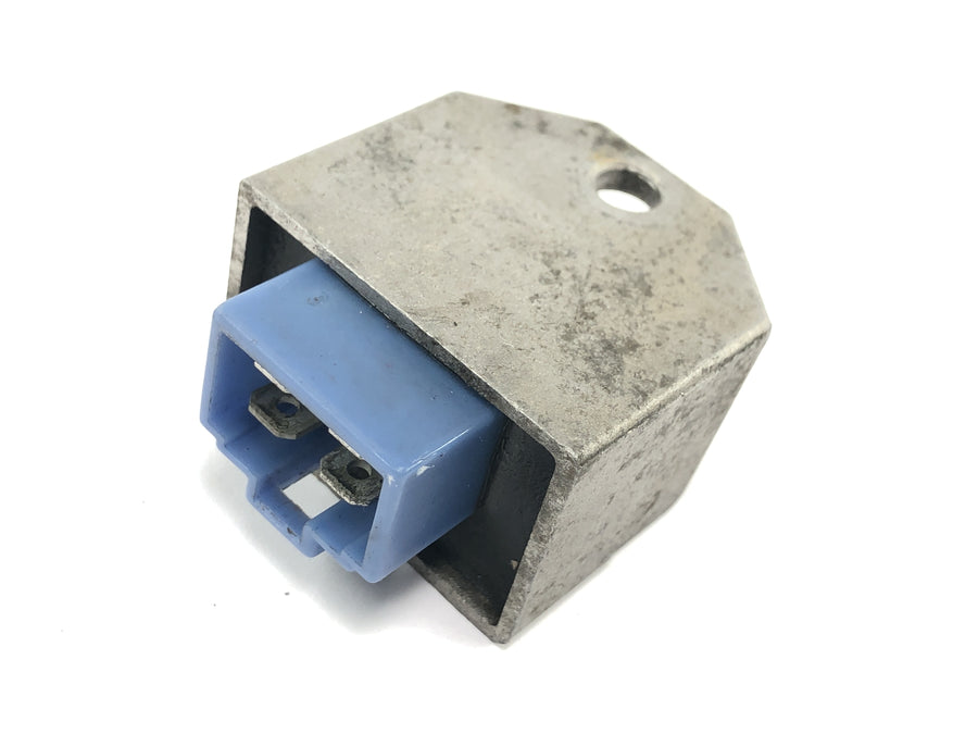 Yamaha DT 125 R DE03 [2000] - Spannungsregler Gleichrichter Regler Laderegler