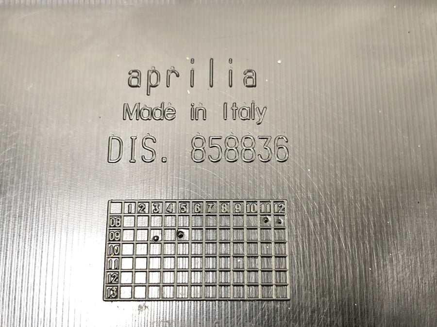 Aprilia RSV4 1000 [2010] - Protezione da spray underbau posteriore