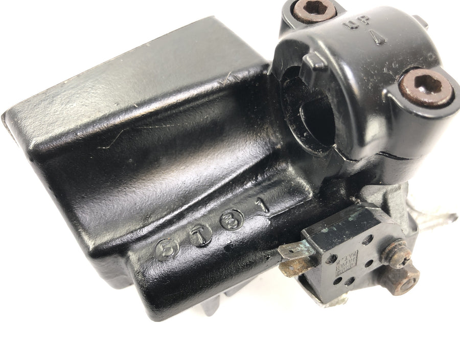 Triumph Thunderbird 900 T309RT [1996] - Handbrake pump