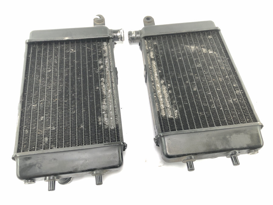 Aprilia SL 1000 Falco Pa [2000] - cooler on the left right motor cooler