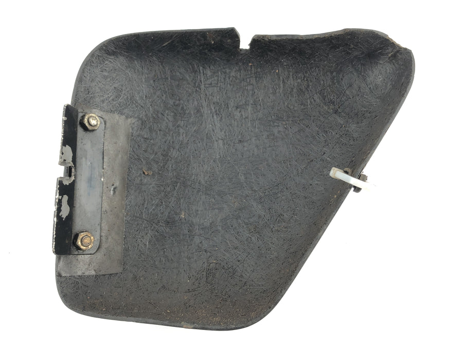 Triumph Bonneville T140V [1976] - Copertura laterale sul rivestimento destro