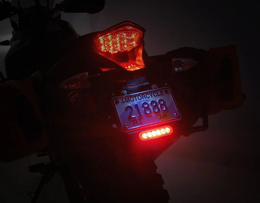 honda africa twin 750 [DENALI] – B6 LED Bremslicht-Kit mit Kennzeichenhalter