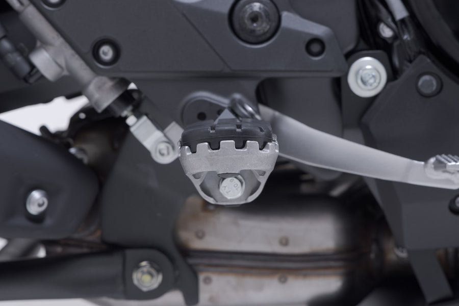 Kawasaki Versys 1100 [2025-2026] - Kit poggiapiedi ION nero – immagine 3