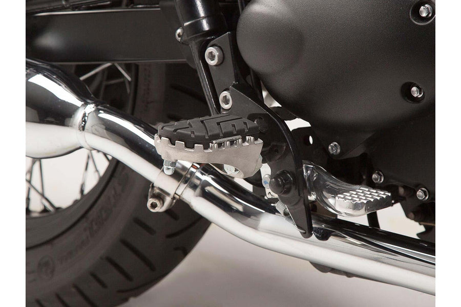 Triumph Bonneville 865 SE [2012] - kit poggiapiedi ION – immagine 2