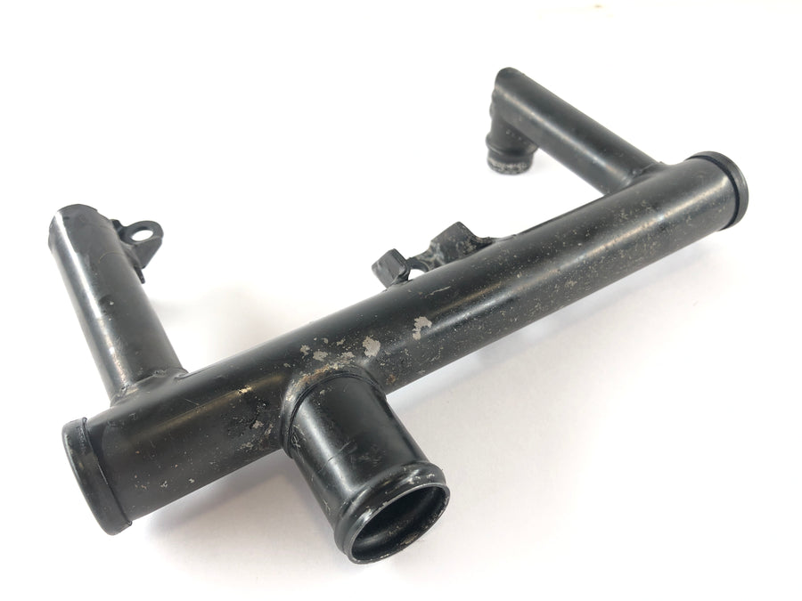 Kawasaki Z 750 ZR750J [2005] - Water pipe on the cylinder head