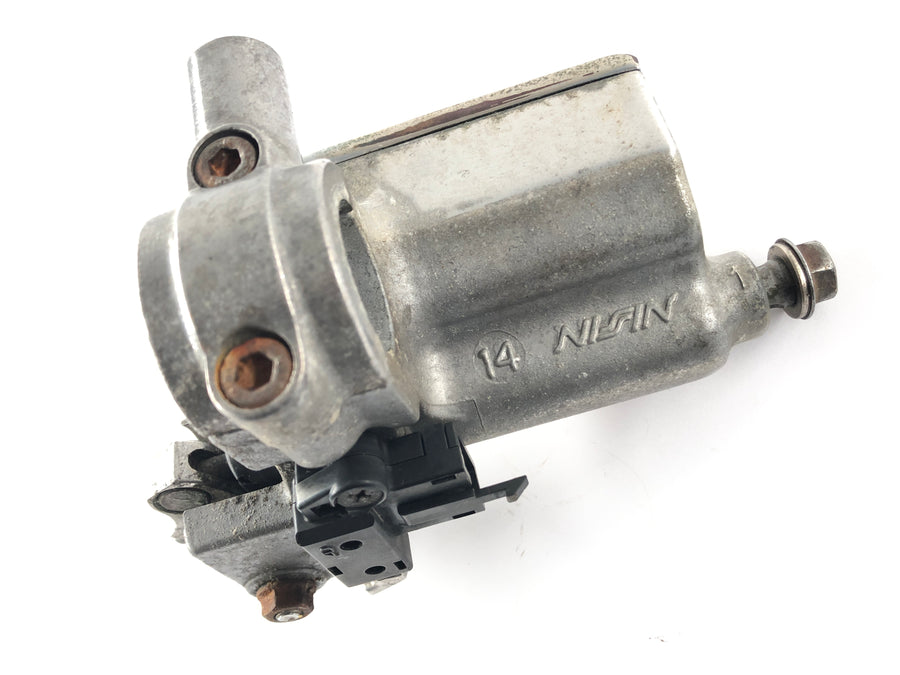 Suzuki Intruder VL 1500 AL [2000] - Clutch fitting clutch pump