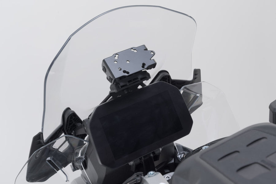 BMW R 1300 GS [2023-2026] - Navi holder in the cockpit - picture 1