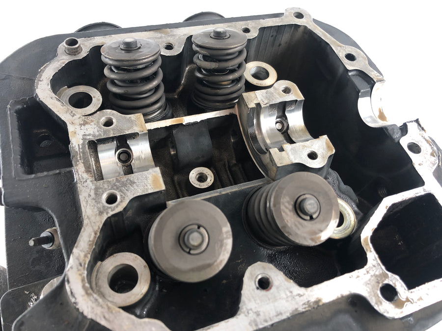 Suzuki DR 800 S BIG [1991] - Cylinder head