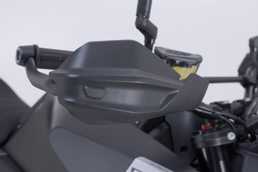 Husqvarna Svartpilen 801 [2024] - Kit paramani Adventure - foto 3