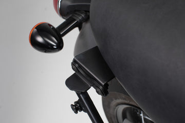 Triumph Bonneville 900 T 100 [2022-2026] - Adattatore per telaio portaborse SLC/V-LOC destro – immagine 1