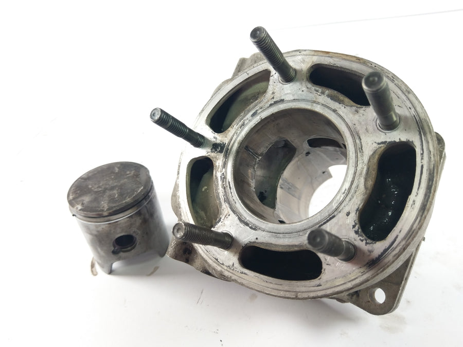 Yamaha TDR 125 5AN [1999] - Cylinder and Piston