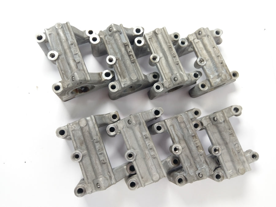 Honda VFR 750 F RC24 [1986] - Camshaft brackets