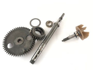 Ducati 888 Strada [1993] - Water pump drive with shaft and gears set - 0