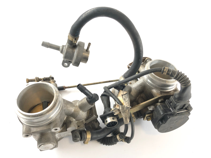 Ducati 888 Strada [1993] - Drosselklappe