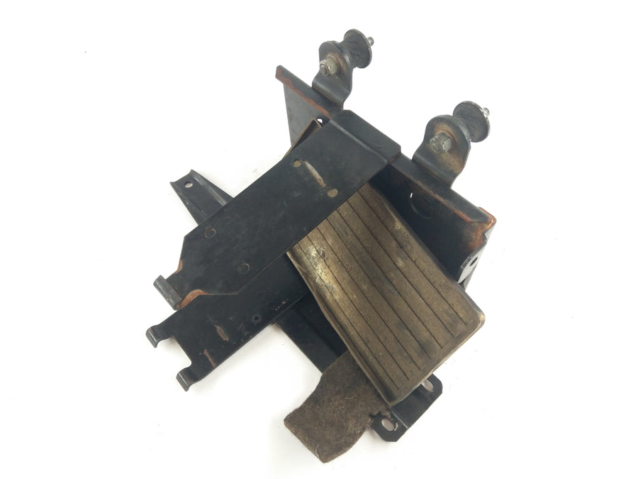 Benelli 504 Sport [1979] - Box batteria e supporto aggregato