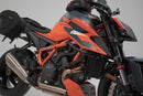 KTM 1290 Super Duke R [2019-2024] - barra di protezione nera – immagine 3