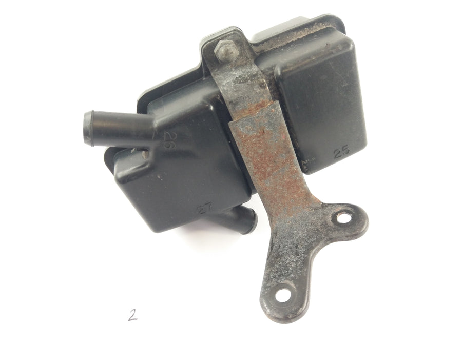 Honda 750 CB Seven Fifty RC42 [1992] - Engine breather