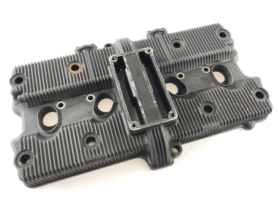 Suzuki GSX-R 1100 GV73B [1991] - Valve cover engine cover