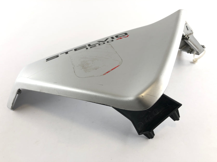 Moto Guzzi Stelvio 1200 8V [2011] - Copertina laterale destra rivestimento