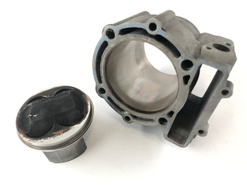 Husqvarna SMR 570 [2003] - Cilindro con pistoni
